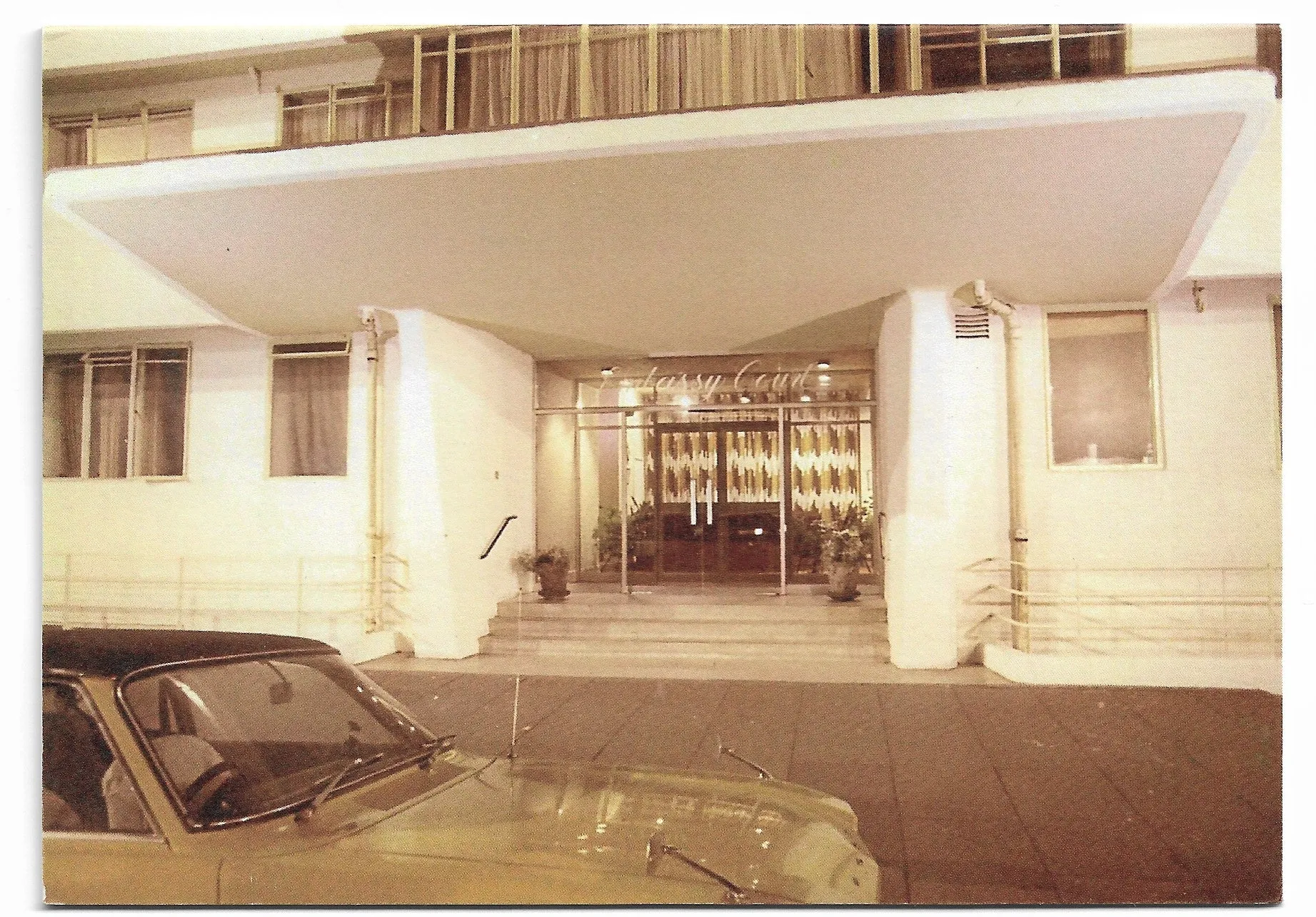 Greeting card – Embassy Court 3