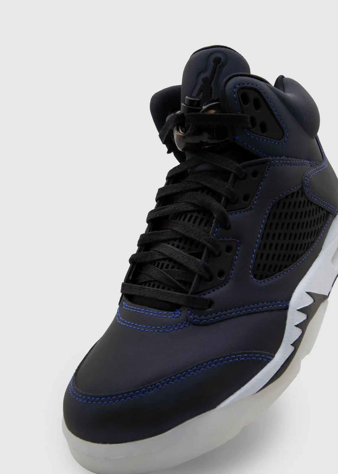 JORDAN: WOMEN'S AIR JORDAN 5 "OIL GREY" [GREY]